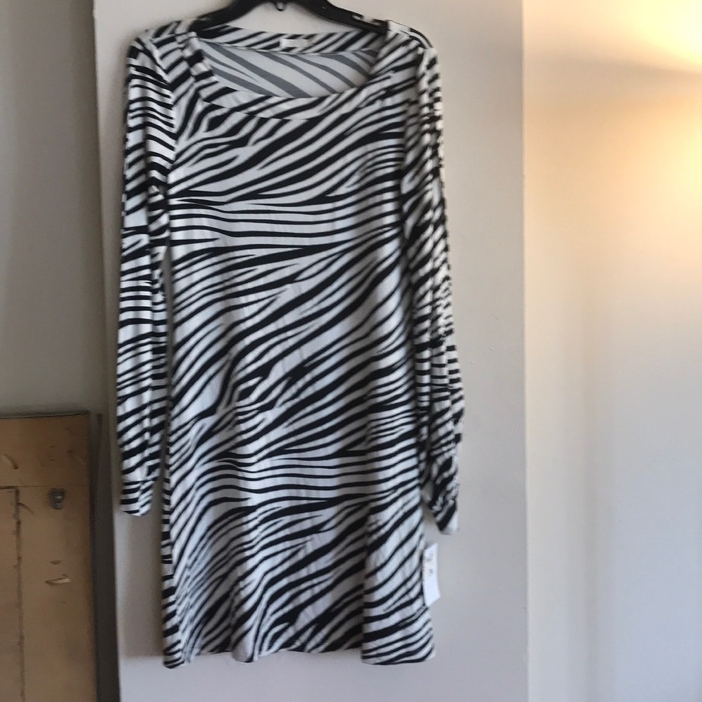 Tart Black & White Zebra Print Long Shirt Dress with cutouts Med. New